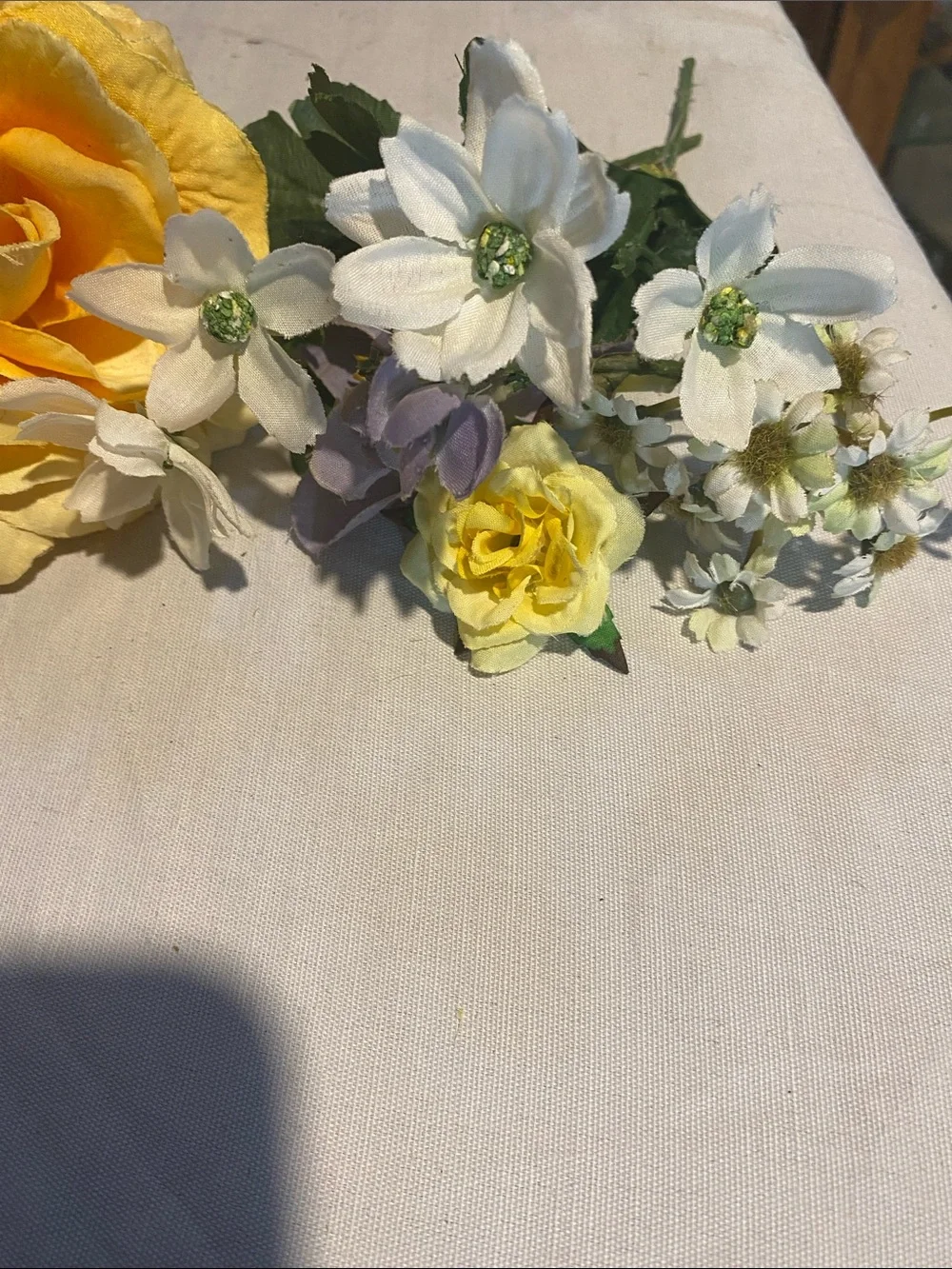 Unbranded Artificial Hydrangea and Gerbera Set in Lime Green and Red